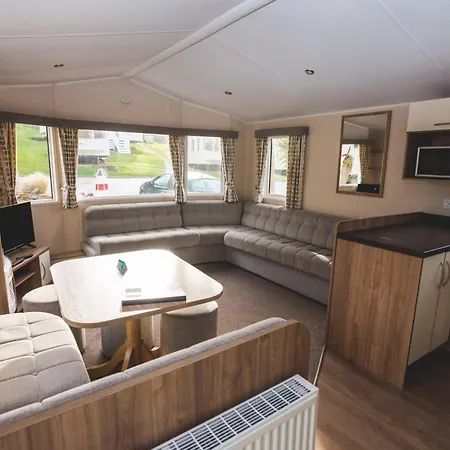 Newquay Bay Tatil parkı 2*
